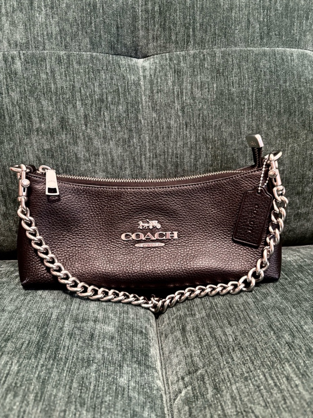 NWOT Coach Leather Crossbody Bag Classic Style In Black With Silver Hardware